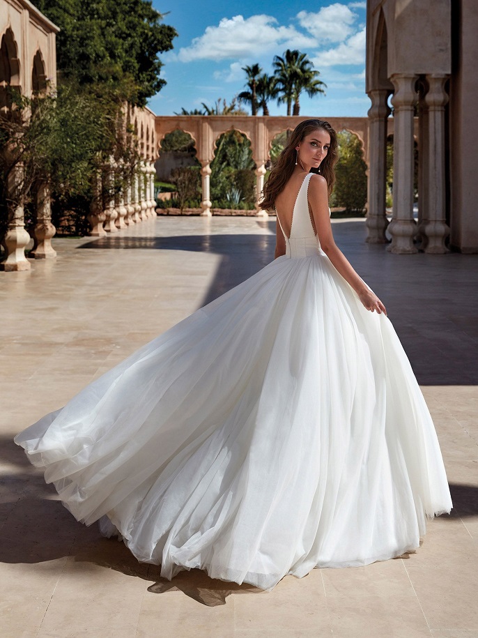 Pronovias Premium dealer